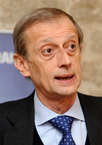 Piero Fassino(PARTITO DEMOCRATICO)